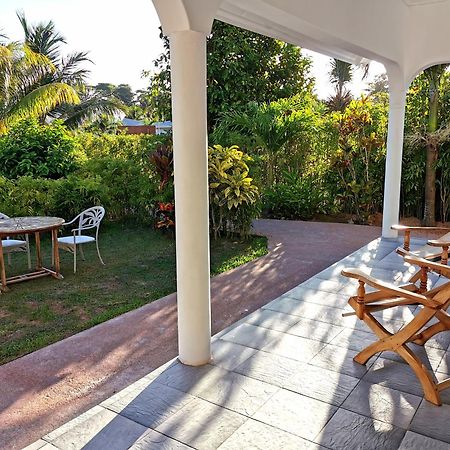 Chez Marva Grande Villa Coco 3 A 12 Personnes 拉迪格岛 外观 照片