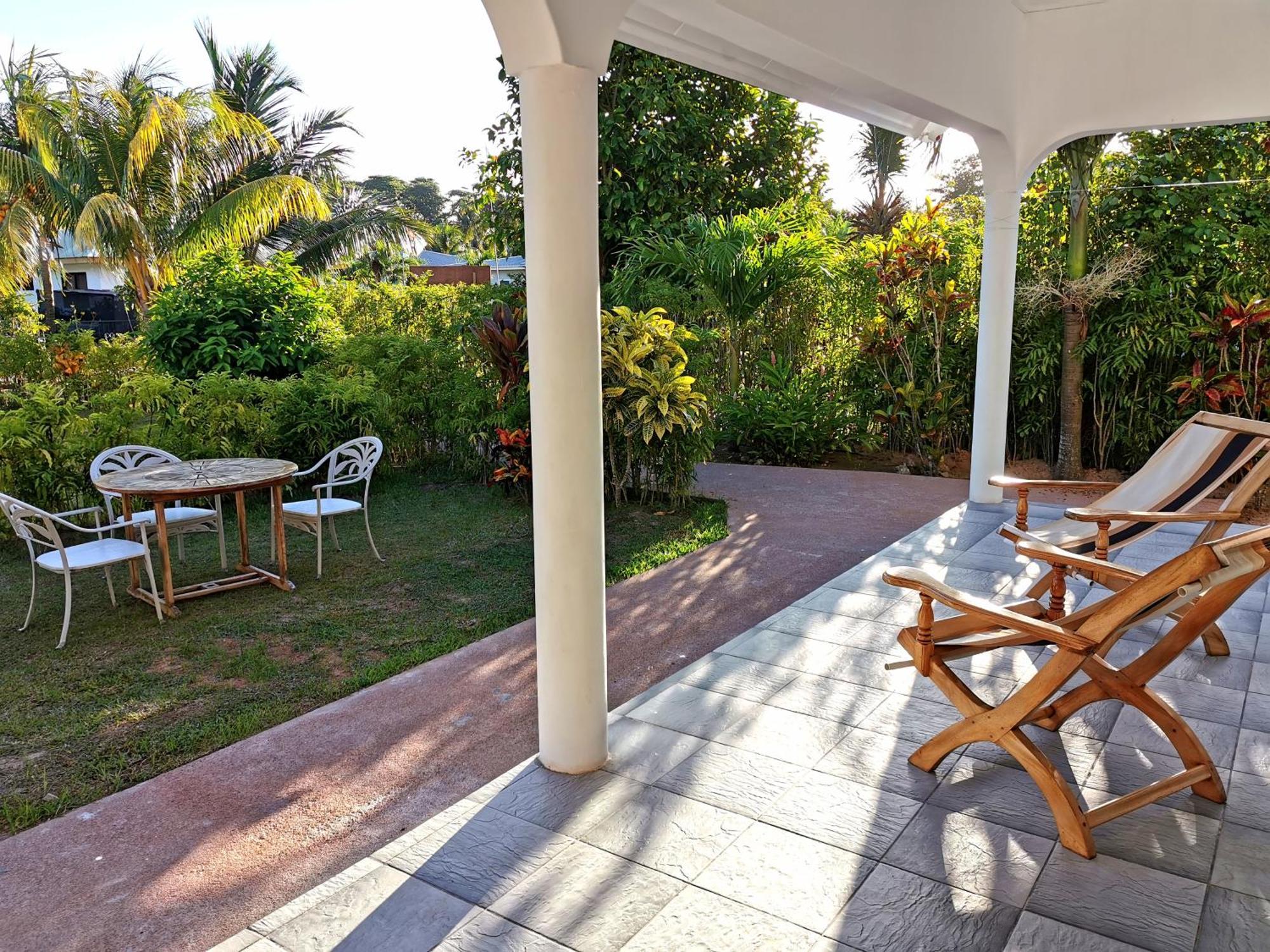 Chez Marva Grande Villa Coco 3 A 12 Personnes 拉迪格岛 外观 照片