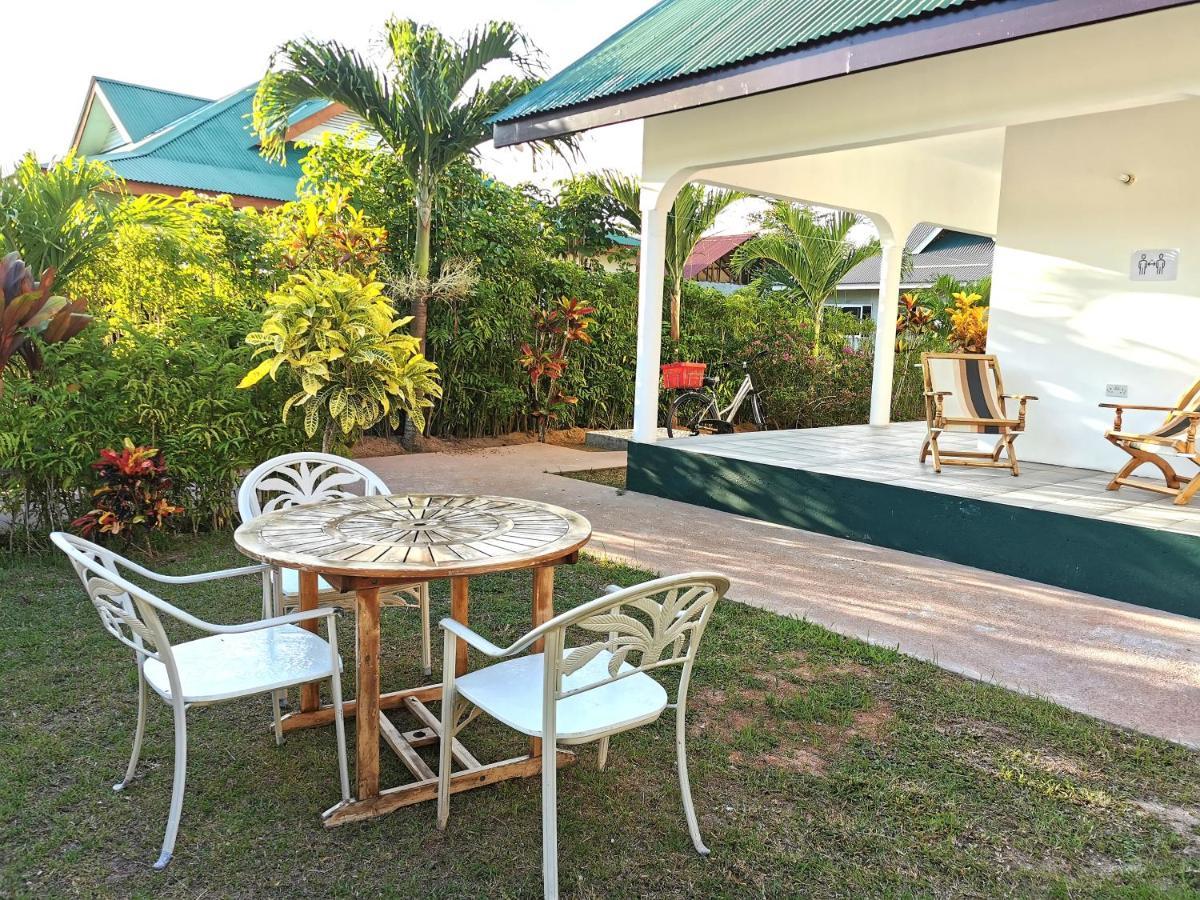 Chez Marva Grande Villa Coco 3 A 12 Personnes 拉迪格岛 外观 照片