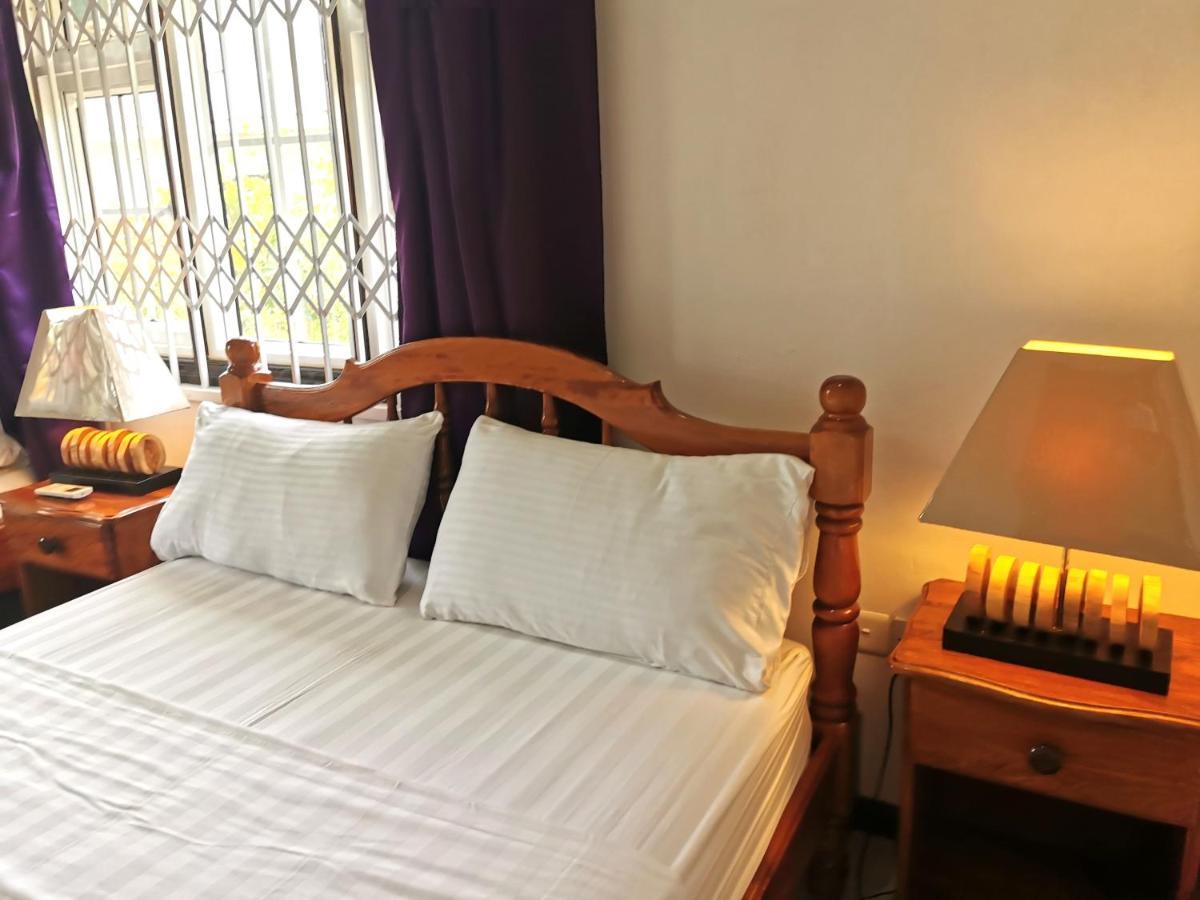 Chez Marva Grande Villa Coco 3 A 12 Personnes 拉迪格岛 外观 照片