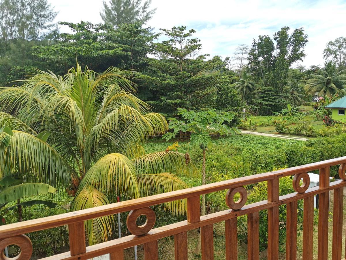 Chez Marva Grande Villa Coco 3 A 12 Personnes 拉迪格岛 外观 照片