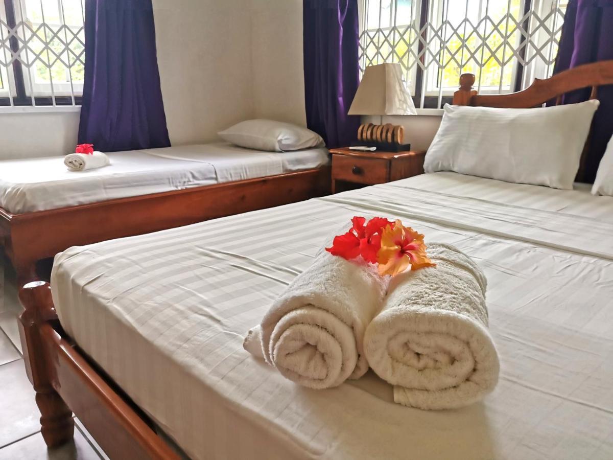 Chez Marva Grande Villa Coco 3 A 12 Personnes 拉迪格岛 外观 照片