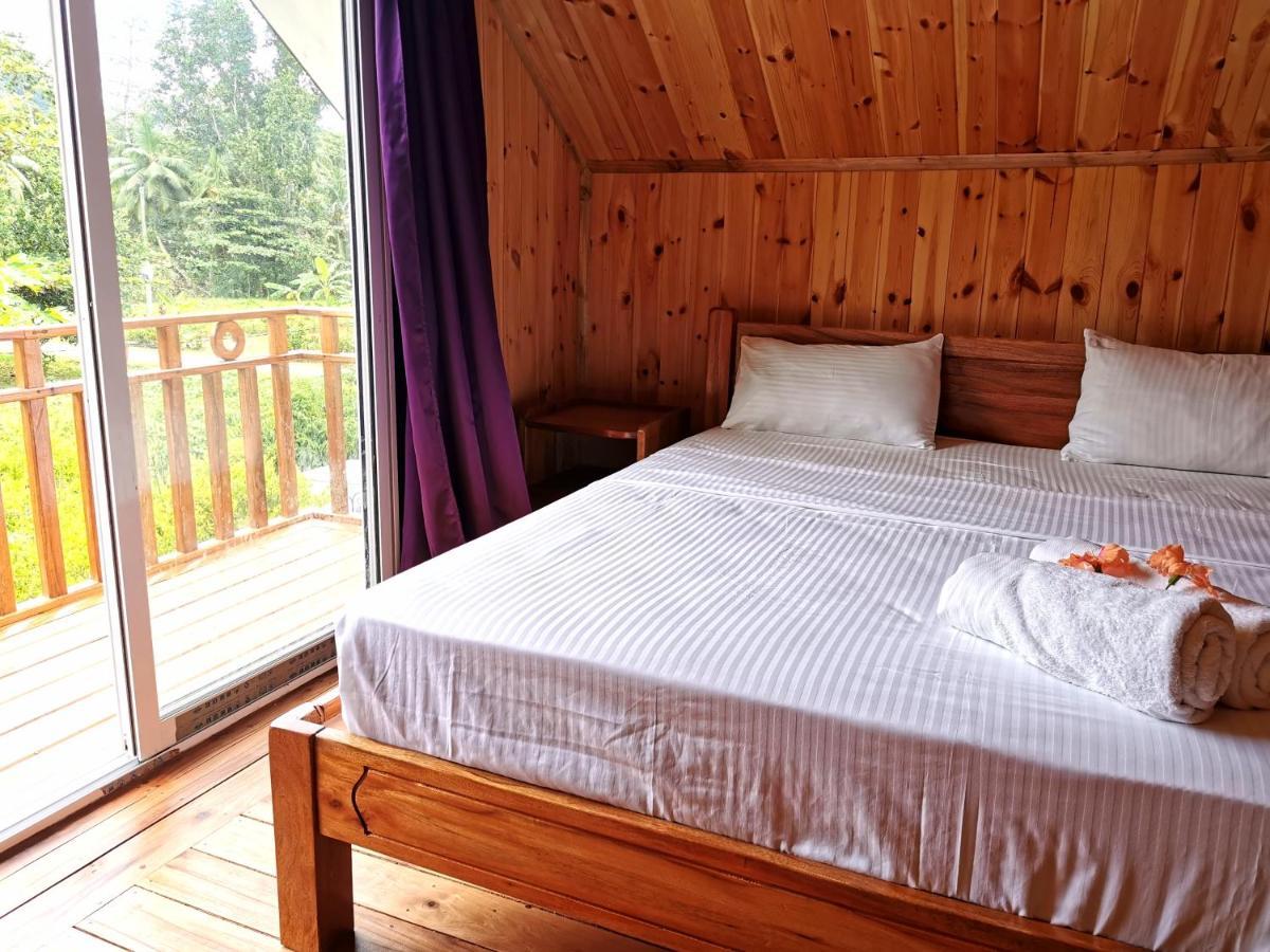 Chez Marva Grande Villa Coco 3 A 12 Personnes 拉迪格岛 外观 照片