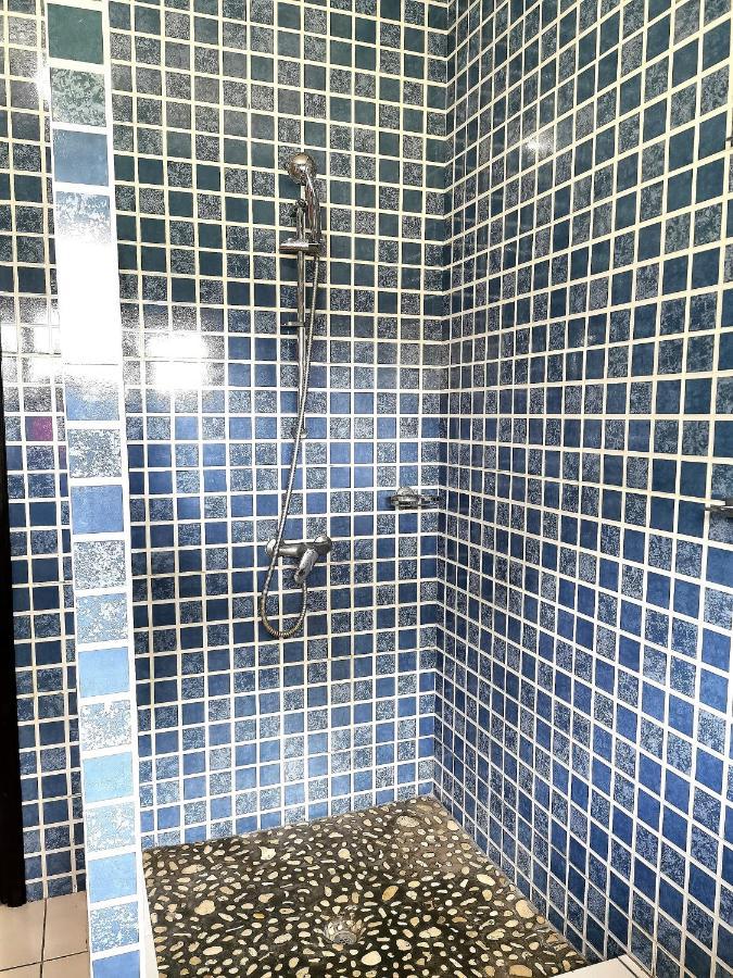 Chez Marva Grande Villa Coco 3 A 12 Personnes 拉迪格岛 外观 照片