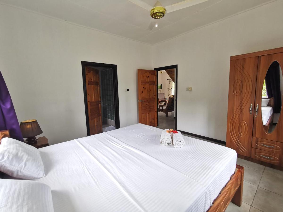 Chez Marva Grande Villa Coco 3 A 12 Personnes 拉迪格岛 外观 照片