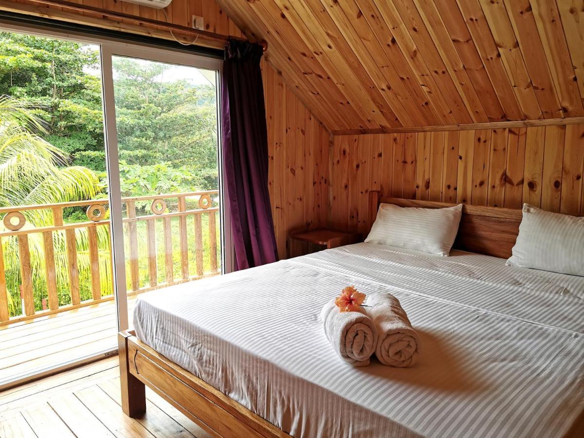Chez Marva Grande Villa Coco 3 A 12 Personnes 拉迪格岛 外观 照片